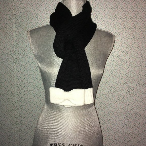 Kate Spade New York Black White Colorblock Scarf - Picture 2 of 7